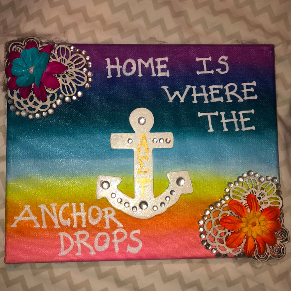 Alpha sigma tau decor